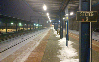 Awaria trakcji zatrzymała w Iławie pociąg Zakopane-Gdynia