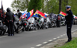 Motocykliści oddali w Braniewie hołd czerwonoarmistom