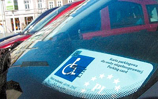 Nowe karty parkingowe dla osób niepełnosprawnych