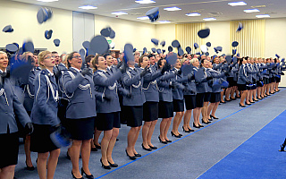 Pierwsze nominacje oficerskie w tym roku. Szkołę w Szczytnie ukończyło 185 policjantów