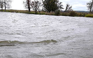 Rośnie poziom wód na Żuławach Elbląskich. Służby prowadzą monitoring w zagrożonych miejscach