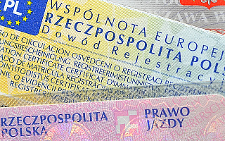 Nowe zasady odbioru dowodu rejestracyjnego w olsztyńskim wydziale komunikacji. Dokumenty dostarczy poczta