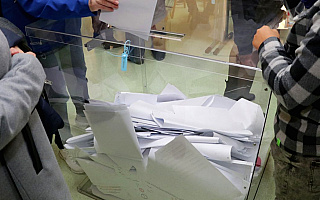 „Sytuacja jest coraz bardziej nerwowa”. Nadal nie wiadomo na ile komitetów będą głosować wyborcy w okręgu olsztyńskim