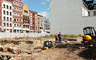 Zakończyły się tegoroczne prace archeologiczne na Starówce w Elblągu. W historycznej dzielnicy miasta powstaną nowe budynki