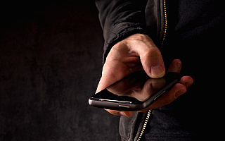 Uwaga na fałszywe SMS-y o przesyłkach do dezynfekcji. Poczta Polska ostrzega przed cyberprzestępcami