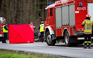 Tragiczny wypadek drogowy koło Reszka. Nie żyje młody kierowca