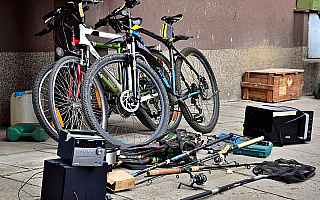 Włamywacze zatrzymani. Właściciele mogą odbierać skradzione rowery, sprzęt rtv i elektronarzędzia [ZDJĘCIA]