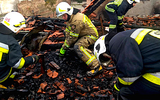 Dwie osoby zginęły w dwóch nocnych pożarach na Warmii i Mazurach