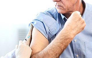 W Ełku ruszają bezpłatne szczepienia dla seniorów. W tym roku obniżono granicę wieku