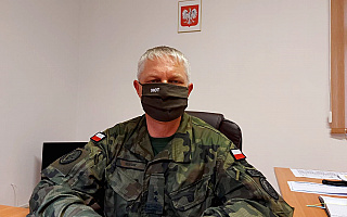 Grzegorz Wnuk: Żołnierze są zaangażowani w pracę w punkcie wymazowym drive-thru