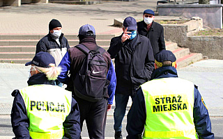 Część mieszkańców Olsztyna nie nosi maseczek. Policja interweniowała prawie 200 razy