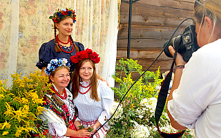 Święto ziół, kwiatów i zboża. Regionalne obchody w Olsztynku