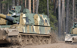 Na poligonie w Orzyszu żołnierze testują nowe czołgi K2