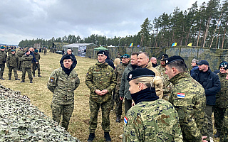 Prezydent i minister obrony narodowej obserwowali ćwiczenia wojskowe na poligonie w Orzyszu