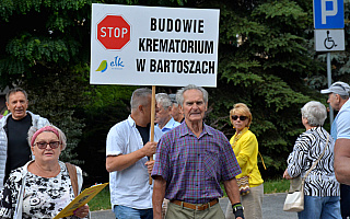 Nie chcą krematorium pod oknami. Protest przed ratuszem w Ełku