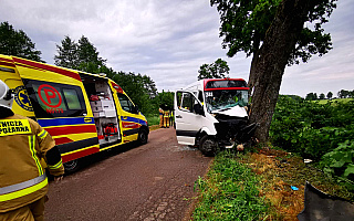 Trzy osoby ranne w wypadku busa