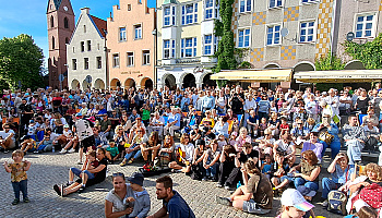 Święto Muzyki w Olsztynie. Turyści i mieszkańcy wspólnie zaśpiewali