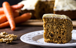 Ciasto marchewkowo-pistacjowe to słodka propozycja na święta