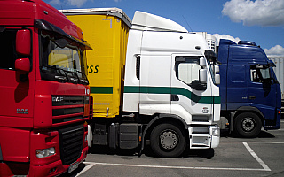 Niszczące drogi ciężarówki staną na wagę