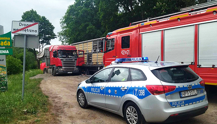 Śmiertelny wypadek na drodze Działdowo-Mława. Zginął kierowca ciężarówki