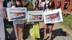 Protest przeciwko budowie żwirowni w Bukwałdzie