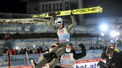 Kamil Stoch wygrywa TCS