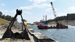 Prezydent A. Duda i premier M. Morawiecki na Mierzei Wiślanej