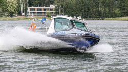 Bezpieczeństwo nad wodą - ćwiczenia i pokazy ratowników