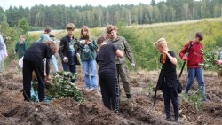 Sadzenie lasu na 70-lecie Radia Olsztyn