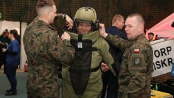 Olsztyn - I Wojskowe Targi Służby i Pracy