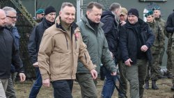 Prezydent i minister obrony narodowej na poligonie w Orzyszu