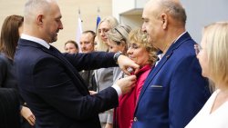 Wojewoda wręczył odznaczenia państwowe [12.11.2024]