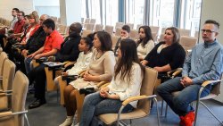 Wojewoda wręczył obywatelstwa cudzoziemcom z Ukrainy, Rosji, Armenii i Gwinei