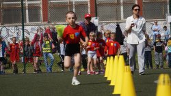 Zawody uczniów pn. - Jem owoce, piję mleko, w życiu zajdę daleko