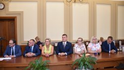 Podpisanie umów na budowe dróg gminnych i powiatowych