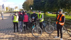 Sztafeta rowerowa policjantów dla chorego kolegi