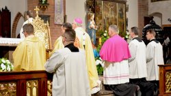 Święcenia prezbiteratu w olsztyńskiej katedrze