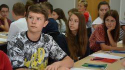 Prmier Mateusz Morawiecki na spotkaniu z młodzieżą z Ukrainy, Białorusi i Litwy