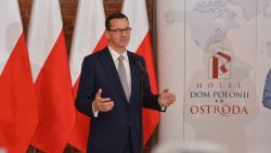 Prmier Mateusz Morawiecki na spotkaniu z młodzieżą z Ukrainy, Białorusi i Litwy