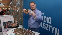 Malowanie bombek w Galerii Warmińskiej