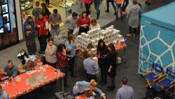 Malowanie bombek w Galerii Warmińskiej