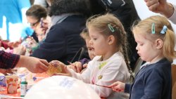 Ostróda - Malowanie bombek z Radiem Olsztyn