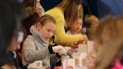 Ostróda - Malowanie bombek z Radiem Olsztyn