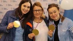 Ostróda - Malowanie bombek z Radiem Olsztyn