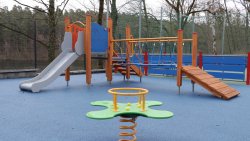 Plac zabaw na ścieżce edukacyjno-ekologiczej