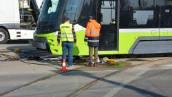 Wykolejony tramwaj \