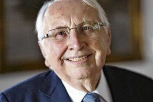  Kim był Georg Dietrich?