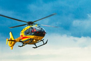 Śledczy ustalają okoliczności wypadku na Rajdzie Polski. Dwoje kibiców jest rannych