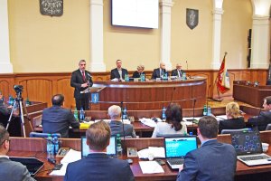  Fałszowanie podpisów powinno trafić do prokuratury