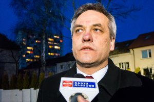 Poseł Szmit domaga się ujawnienia umowy